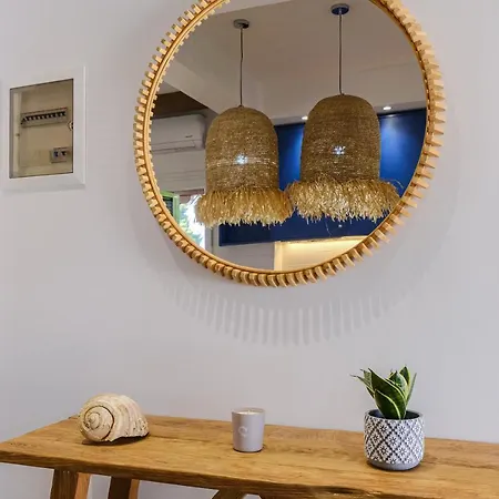 Dekalo Seaside Villa, Villa