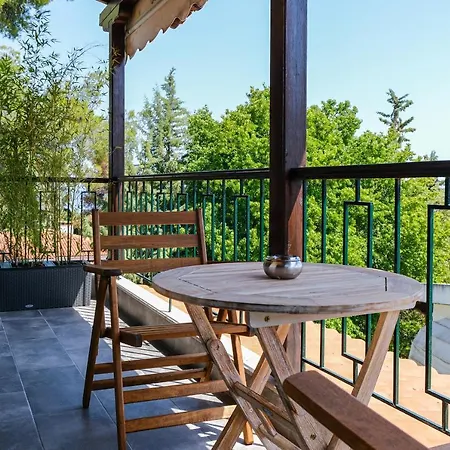 Dekalo Seaside Villa, *