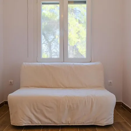 Dekalo Seaside Villa, *